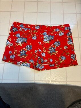 LOFT Red Floral Bike Shorts size 14p
